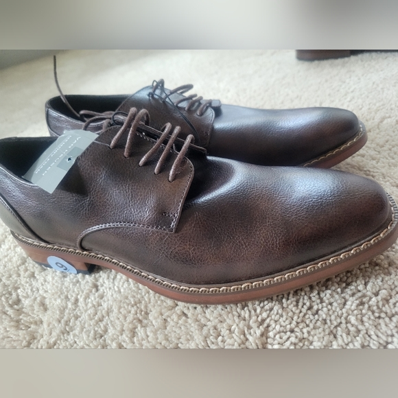 Van Heusen memory foam 9 M dress shoes - Picture 3 of 5